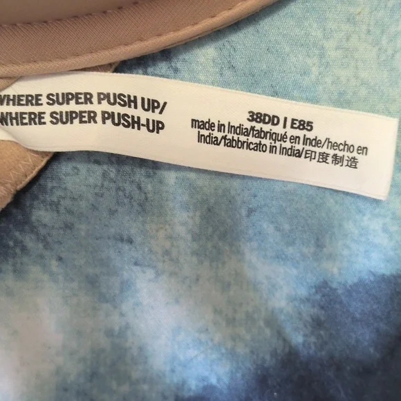 (2) VS PINK Super Push Up Bras Sz 38DD Praline & Black LIKE NEW Lot Bundle 38E - Picture 6 of 7